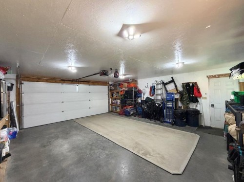 1658 Edson Drive, Edson, AB 