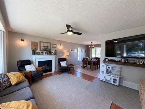 1658 Edson Drive, Edson, AB 