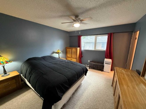 481 Mountain Street, Hinton, AB 