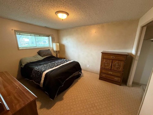 481 Mountain Street, Hinton, AB 