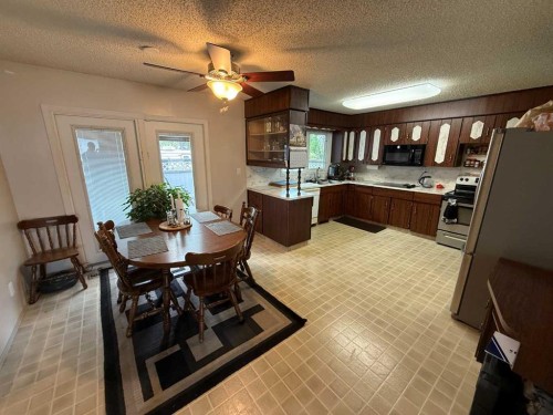 481 Mountain Street, Hinton, AB 