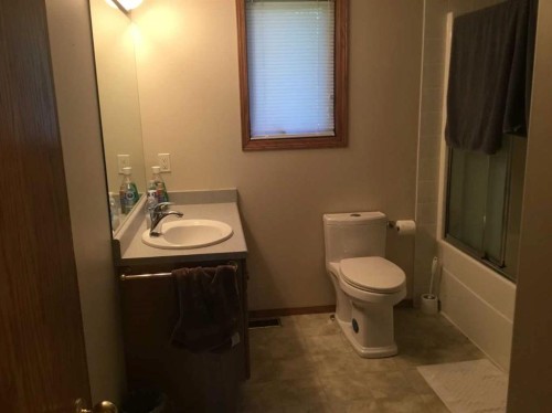 32 1 Avenue Sw, Faust, AB 