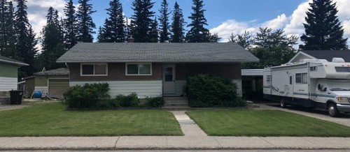 118 Dorin Drive, Hinton, AB - Outdoor
