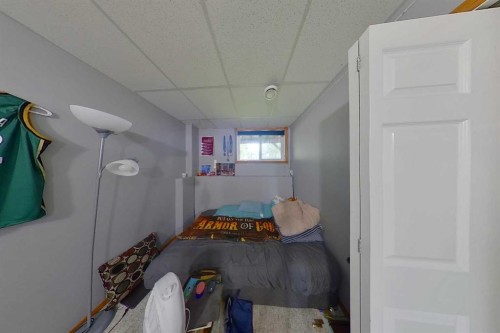 832 10 Ave, Slave Lake, AB 