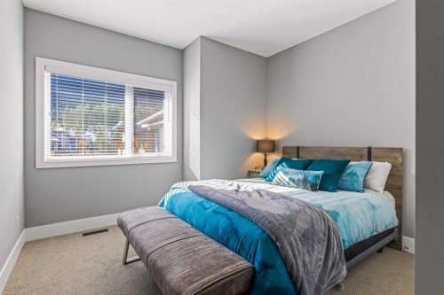 104D-1101 Three Sisters, Canmore, AB 