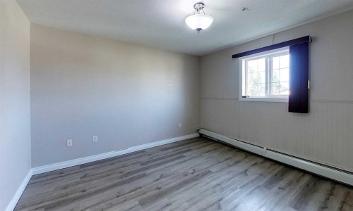 302-5037 7 Avenue, Edson, AB 