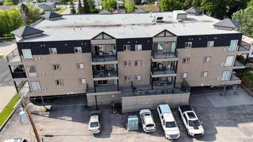302-5037 7 Avenue, Edson, AB 
