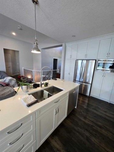805 7 Avenue, Fox Creek, AB 