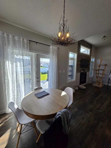 805 7 Avenue, Fox Creek, AB 
