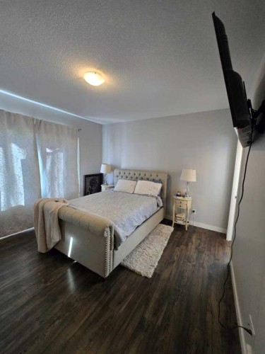 805 7 Avenue, Fox Creek, AB 