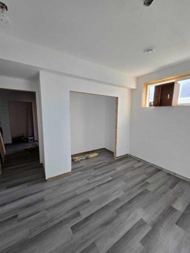 805 7 Avenue, Fox Creek, AB 