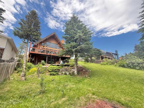 137 Reimer Drive, Hinton, AB 
