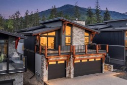 232 Stewart Creek Rise Canmore, AB T1W 0L8