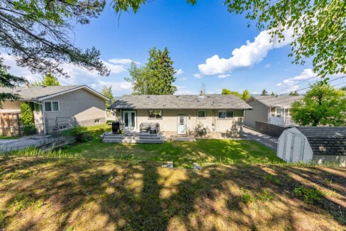 153 Alder Drive, Hinton, AB 