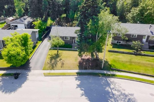 153 Alder Drive, Hinton, AB 