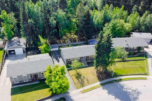 153 Alder Drive, Hinton, AB 