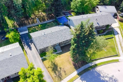 153 Alder Drive, Hinton, AB 