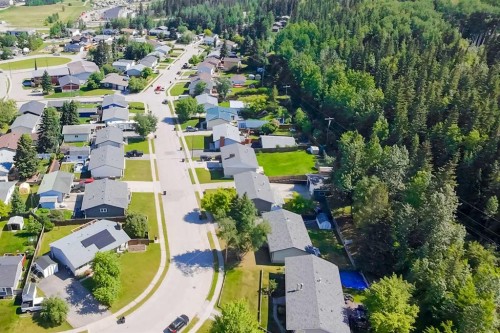 153 Alder Drive, Hinton, AB 