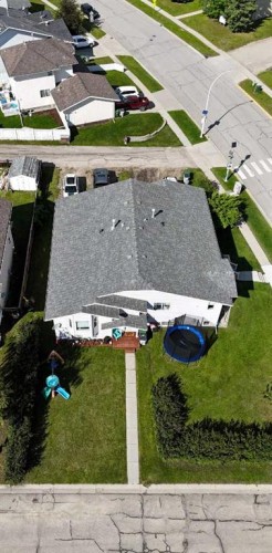5804 12 Ave, Edson, AB 