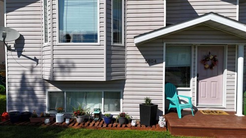 5804 12 Ave, Edson, AB 