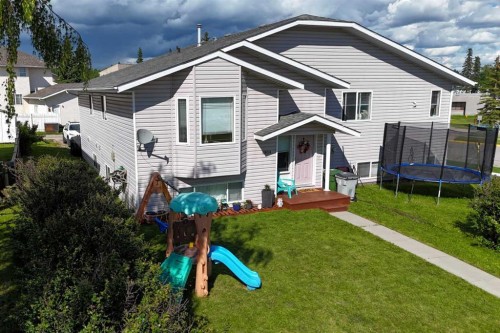 5804 12 Ave, Edson, AB 