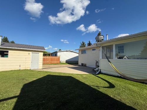 5309 43 Avenue, Athabasca, AB 
