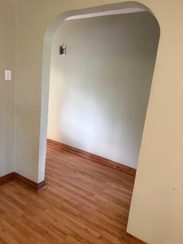 4711 5 Avenue, Edson, AB 