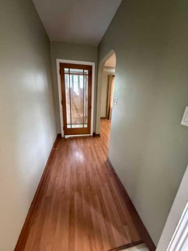 4711 5 Avenue, Edson, AB 
