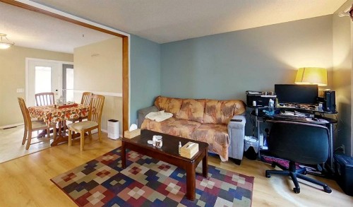 1121 56 Street, Edson, AB 