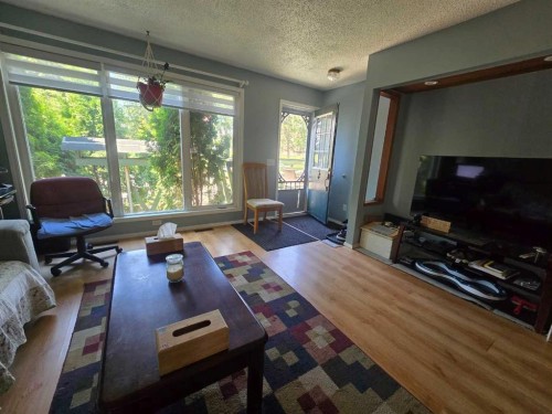 1121 56 Street, Edson, AB 