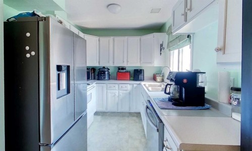 1121 56 Street, Edson, AB 
