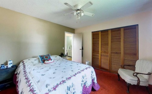 1121 56 Street, Edson, AB 