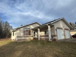 6336 15 Avenue SOUTH Edson, AB T7E 1S3