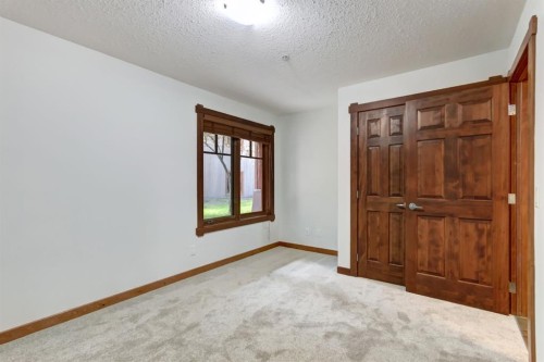 111-170 Crossbow Place, Canmore, AB - Indoor Photo Showing Other Room