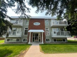 12-414 41 Street Edson, AB T7E 1Z9