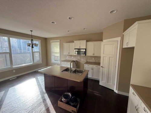 105 Wolf Willow Cove, Hinton, AB 
