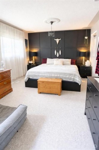 25 Centennial Crescent, Swan Hills, AB - Indoor Photo Showing Bedroom
