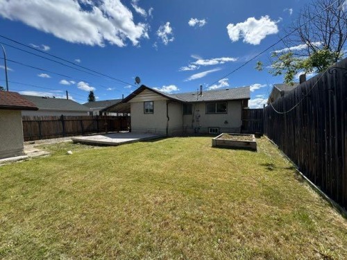 103 Erith Drive, Hinton, AB 