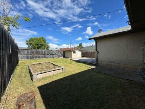 103 Erith Drive, Hinton, AB 
