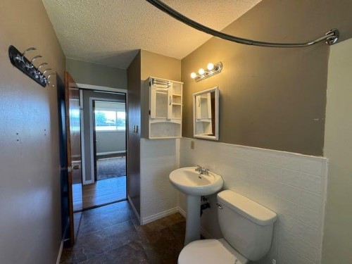 103 Erith Drive, Hinton, AB 