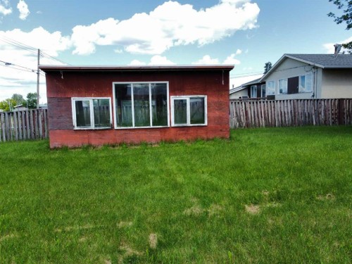 410 7 Street, Fox Creek, AB 