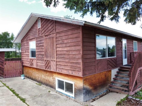 410 7 Street, Fox Creek, AB 