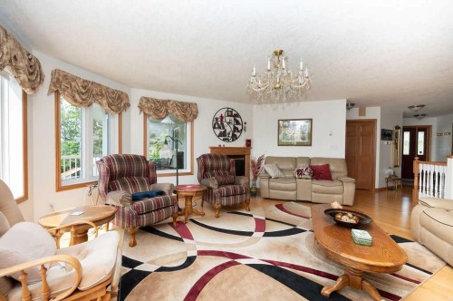 412 Willow Drive, Sunset Beach, AB 