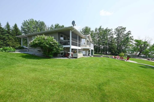 412 Willow Drive, Sunset Beach, AB 