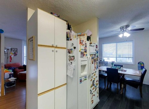 5802-12 Avenue, Edson, AB 