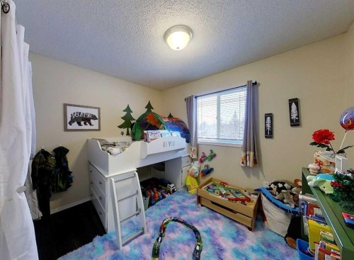 5802-12 Avenue, Edson, AB 