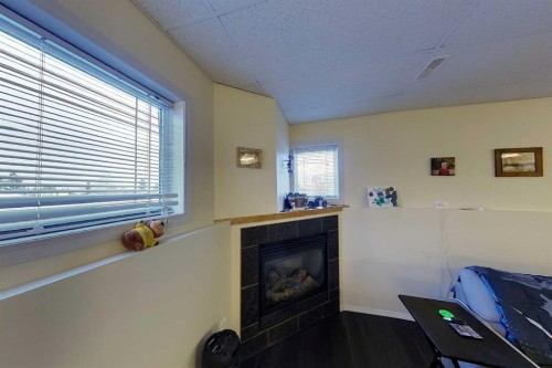 5802-12 Avenue, Edson, AB 