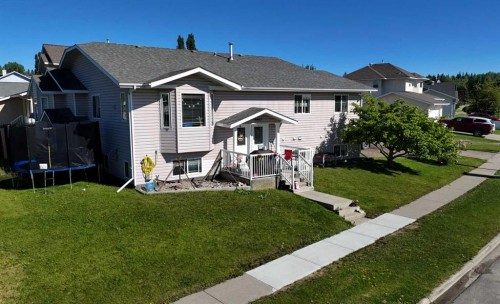 5802-12 Avenue, Edson, AB 