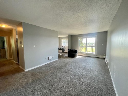 306B-5611 9 Avenue, Edson, AB - Indoor