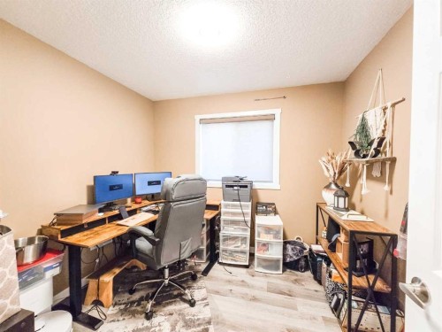 4819 17 Avenue, Edson, AB 